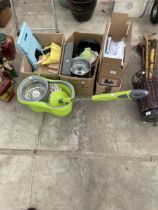 AN ASSORTMENT OF KITCHEN ITEMS TO INCLUDE PANS, WOODEN PLACE MATS AND A NEW AND BOXED