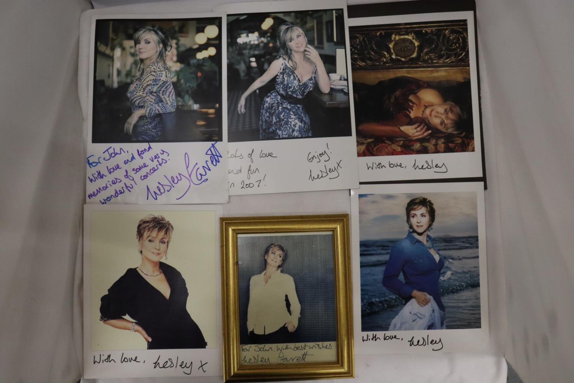 A COLLECTION OF LESLEY GARRETT SIGNED PHOTOS, ONE FRAMED - Image 2 of 4
