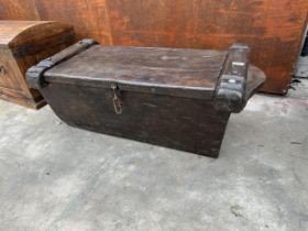 AN 18TH CENTURY PRIMITIVE INDIAN CARVED HARDWOOD RICE STORAGE CHEST - 39" WIDE