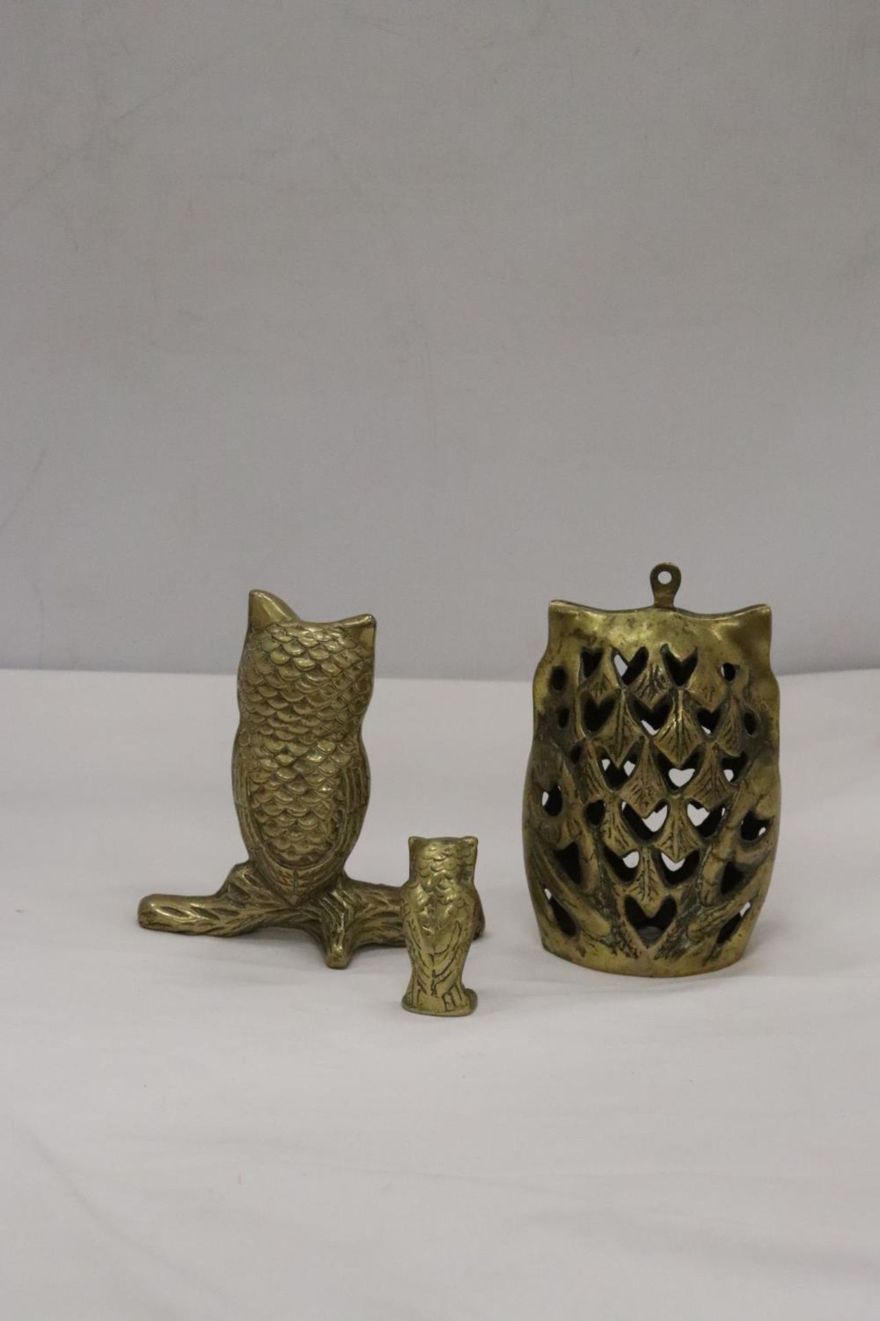 THREE BRASS OWLS, LARGEST 13CM - Image 3 of 5