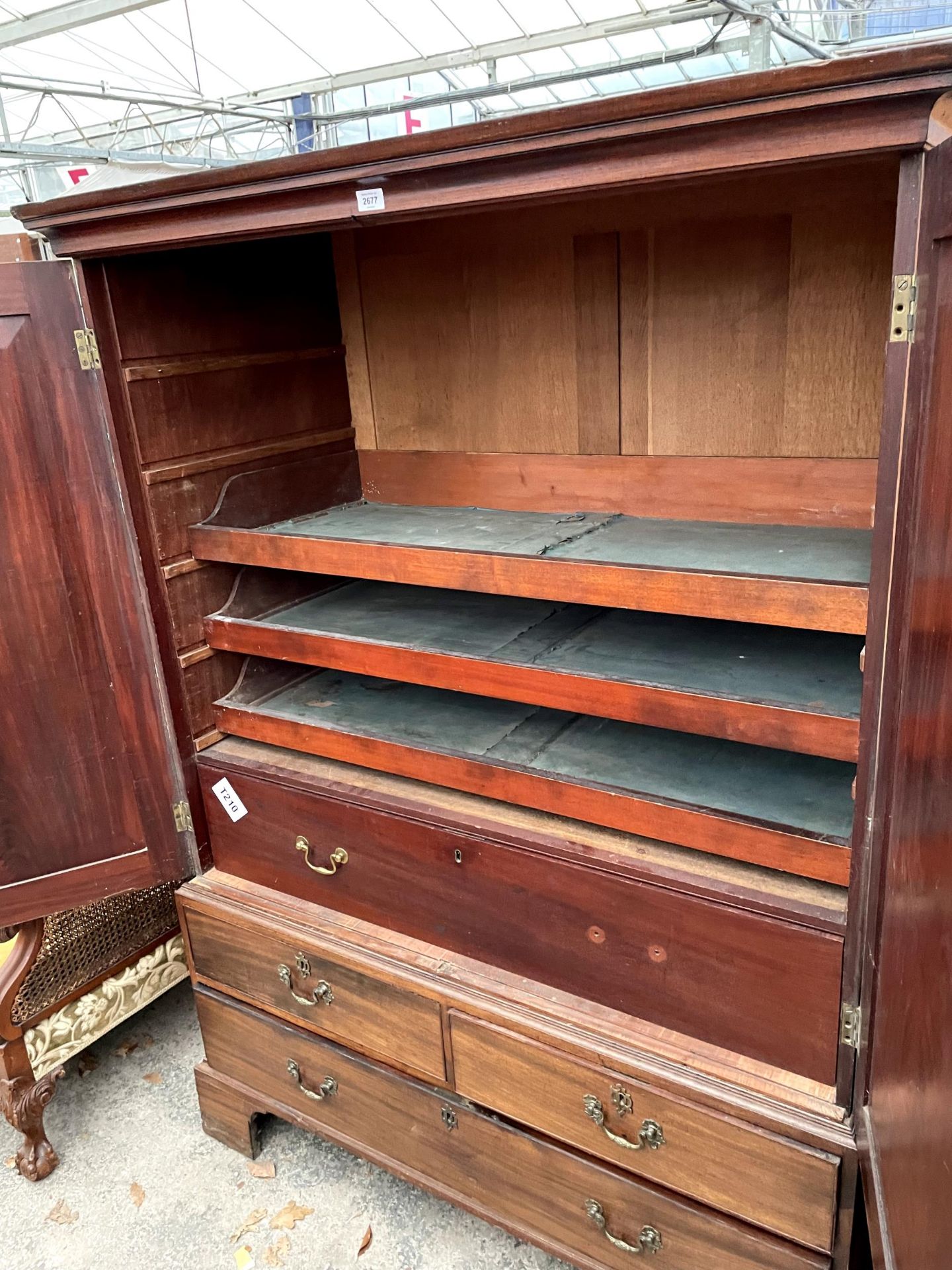 A GEORGIAN MAHOGANY PRESS WITH THREE SLIDES, ONE DRAWER TO THE UPPER PORTION, AND TWO SHORT, ONE - Image 3 of 4