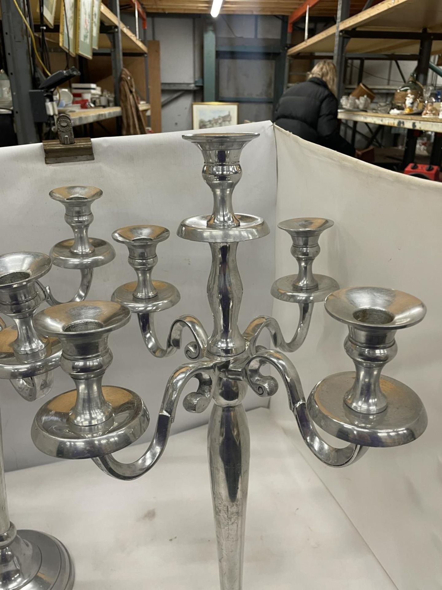 A PAIR OF TALL FIVE BRANCH CANDELABRAS - Image 6 of 8