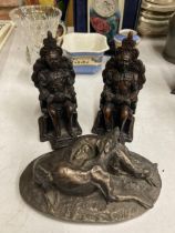 THREE RESIN FIGUTRES TO INCLUDE GREYHOUNDS AND MEN ON THRONES