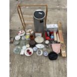 A LARGE ASSORTMENT OF HOUSEHOLD ITEMS TO INCLUDE CERAMICS, A BIN AND TOWEL RAIL ETC