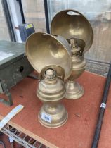 A PAIR OF VINTAGE BRASS OIL LAMPS