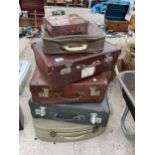 AN ASSORTMENT OF VINTAGE TRAVEL CASES