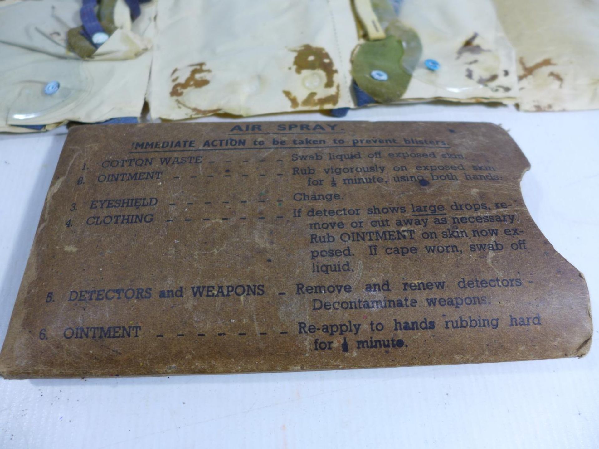 WORLD WAR II EYESHIELDS, ANTI-GAS MK II, THE PACKET CONTAINING FOUR SETS OF EYESHIELDS - Image 4 of 4