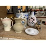 A QUANTITY OF CERAMICS TO INCLUDE A SUSIE COOPER COFFEEPOT (CHIP TO INSIDE) A HEDGEROW BIRD