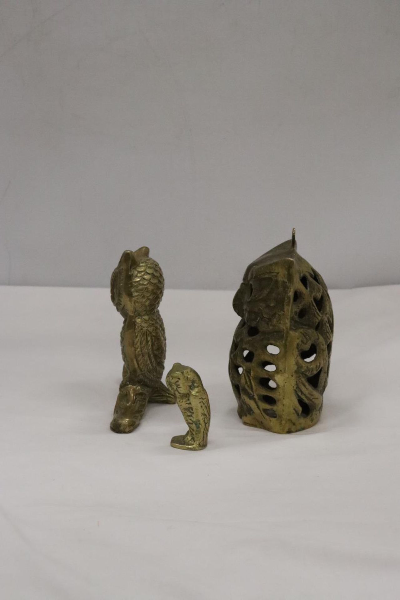 THREE BRASS OWLS, LARGEST 13CM - Image 2 of 5