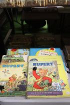 A QUANTITY OF VINTAGE BOOKS TO INCLUDE RUPERT THE BEAR