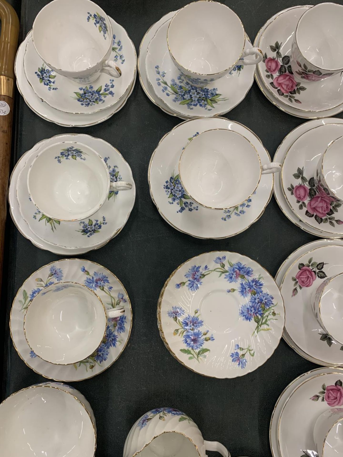 A LARGE QUANTITY OF VINTAGE TEA WARE TO INCLUDE CHINA TRIOS, ADDERLEY 'CORNFLOWER' CUP, SAUCERS, - Image 2 of 7