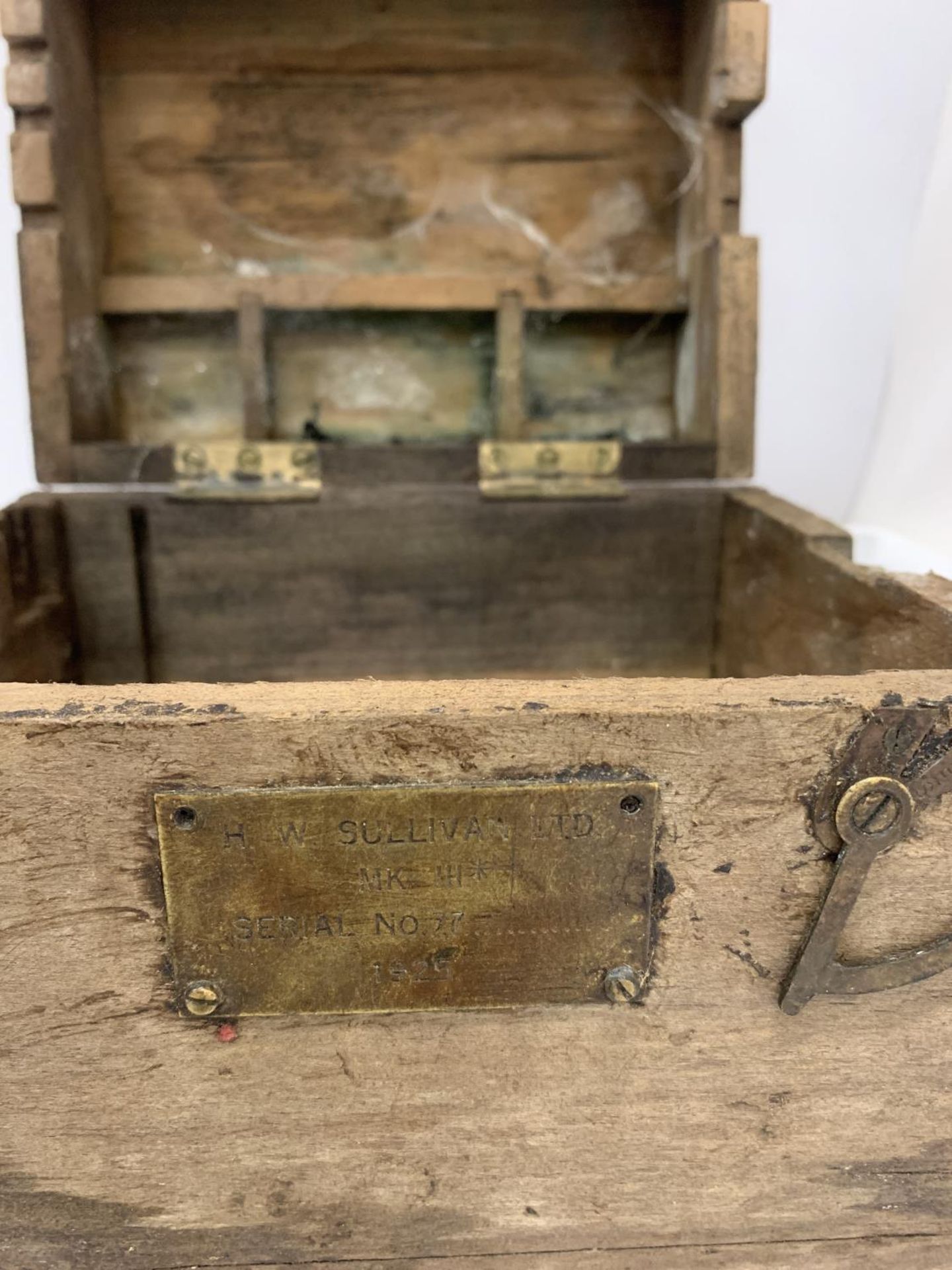 A 1925 MK III NEWBRIDGE TIME SWITCH IN A WOODEN BOX - Image 2 of 5