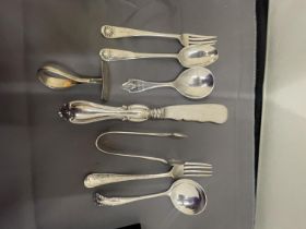 EIGHT VARIOUS MARKED SILVER ITEMS TO INCLUDES SPOONS, NIPS, FORKS ETC GROSS WEIGHT 167 GRAMS