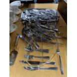 A LARGE QUANTITY OF FLATWARE