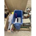 AN ASSORTMENT OF HOUSEHOLD CLEARANCE ITEMS TO INCLUDE TOOLS AND ELECTRICALS ETC