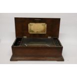 A LATE 19TH CENTURY ROSEWOOD CASED MUSIC BOX WITH TEN AIRS - 66CM (W), 33CM (D), 21CM (H) - SPRING