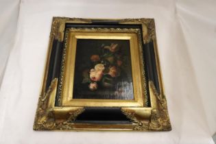 A GOLD AND EBONY FRAMED STILL LIFE OF FLOWERS, 39CM X 44CM