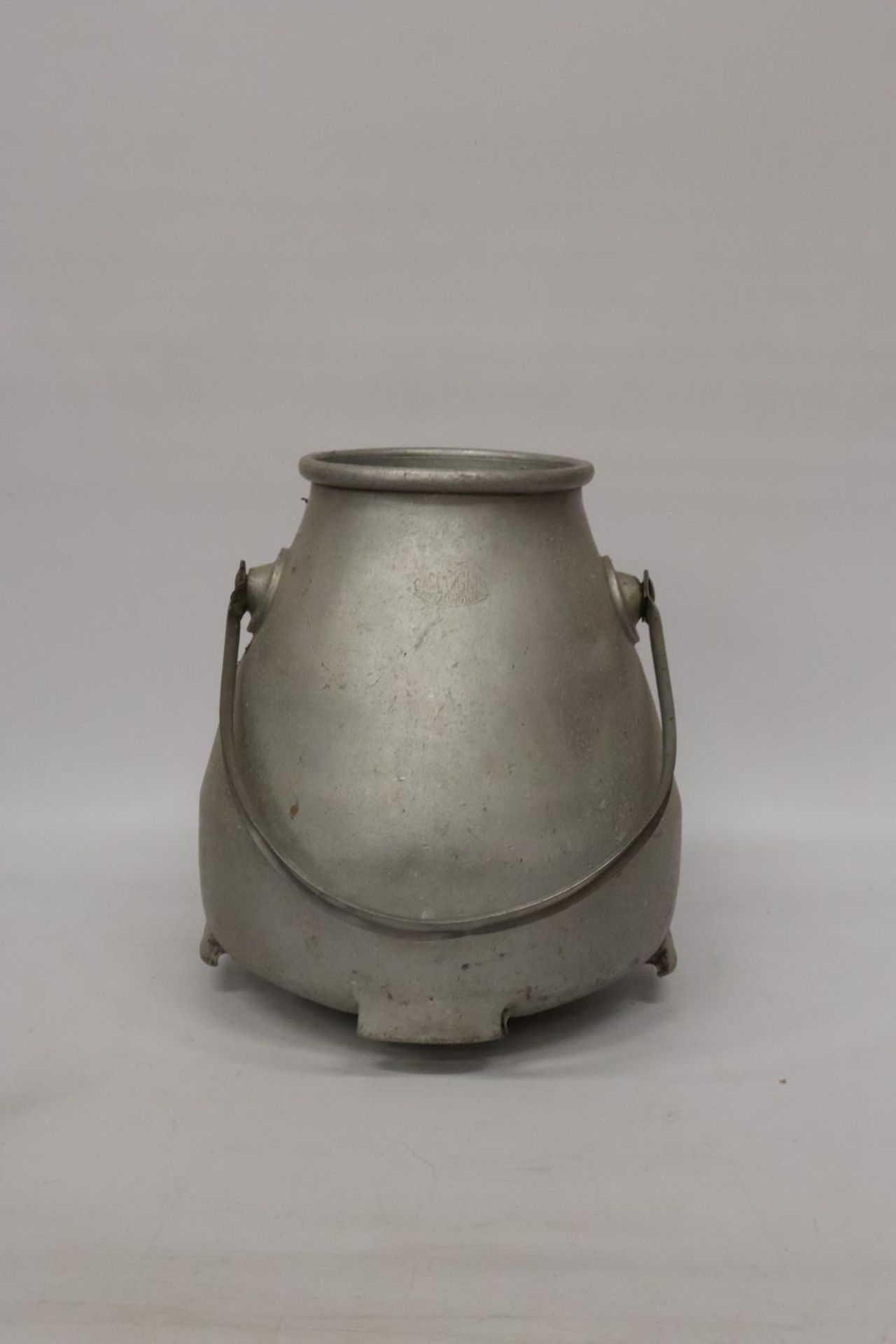 A GALVANISED MILK CHURN, HEIGHT 37CM - Bild 2 aus 4