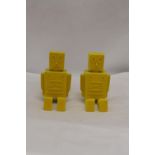 A PAIR OF ROBOT BOOKENDS