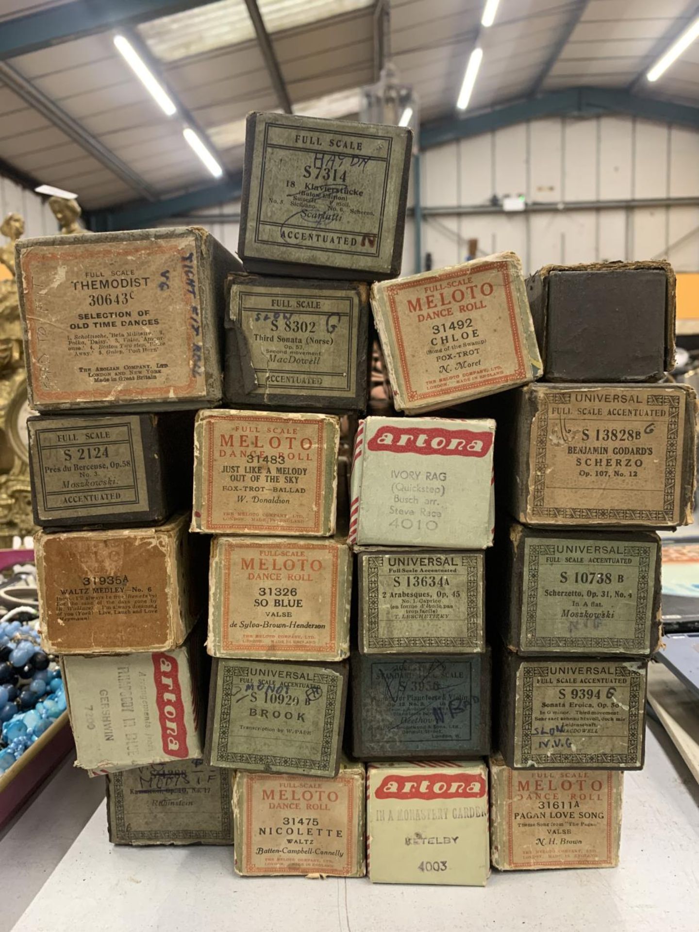 A COLLECTION OF VINTAGE PIANOLA MUSIC ROLLS - 21 IN TOTAL - Image 8 of 8