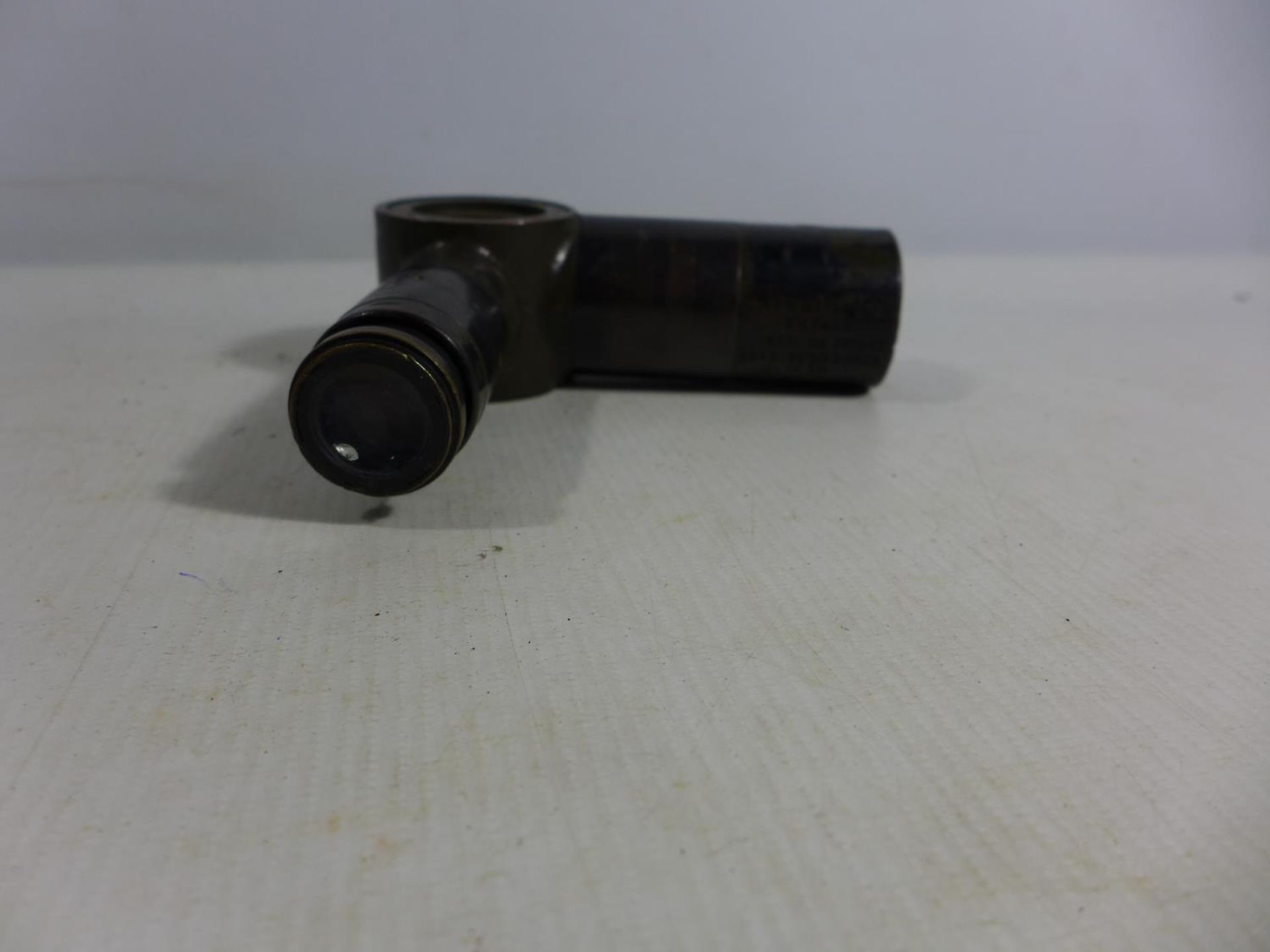 A WORLD WAR II TELESCOPE ELBOW MK2 A1, LENGTH 12.5CM - Image 4 of 4