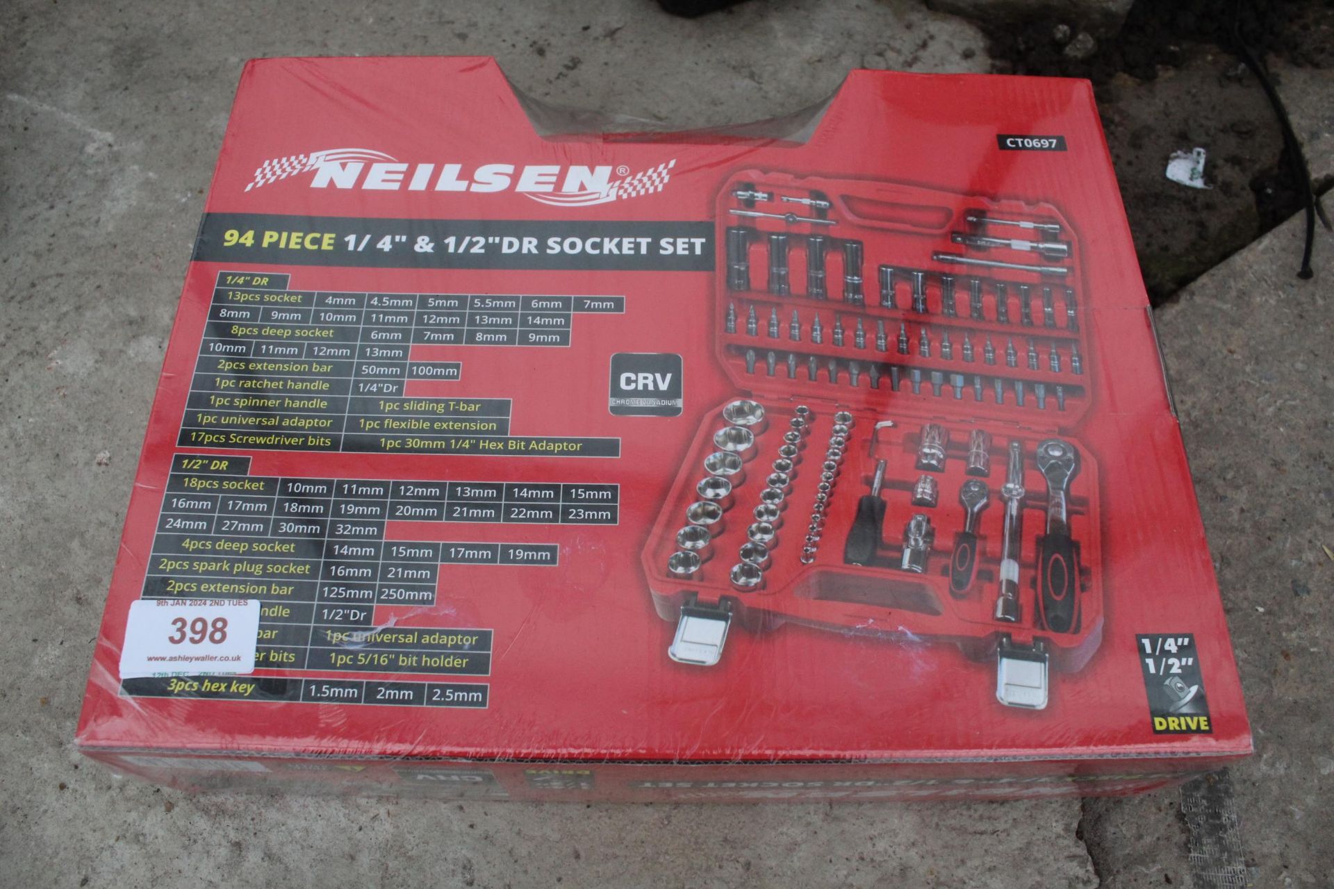 94 PIECE SOCKET SET + VAT