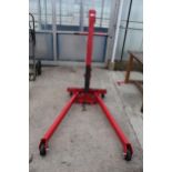 1 TONNE ENGINE CRANE NO VAT