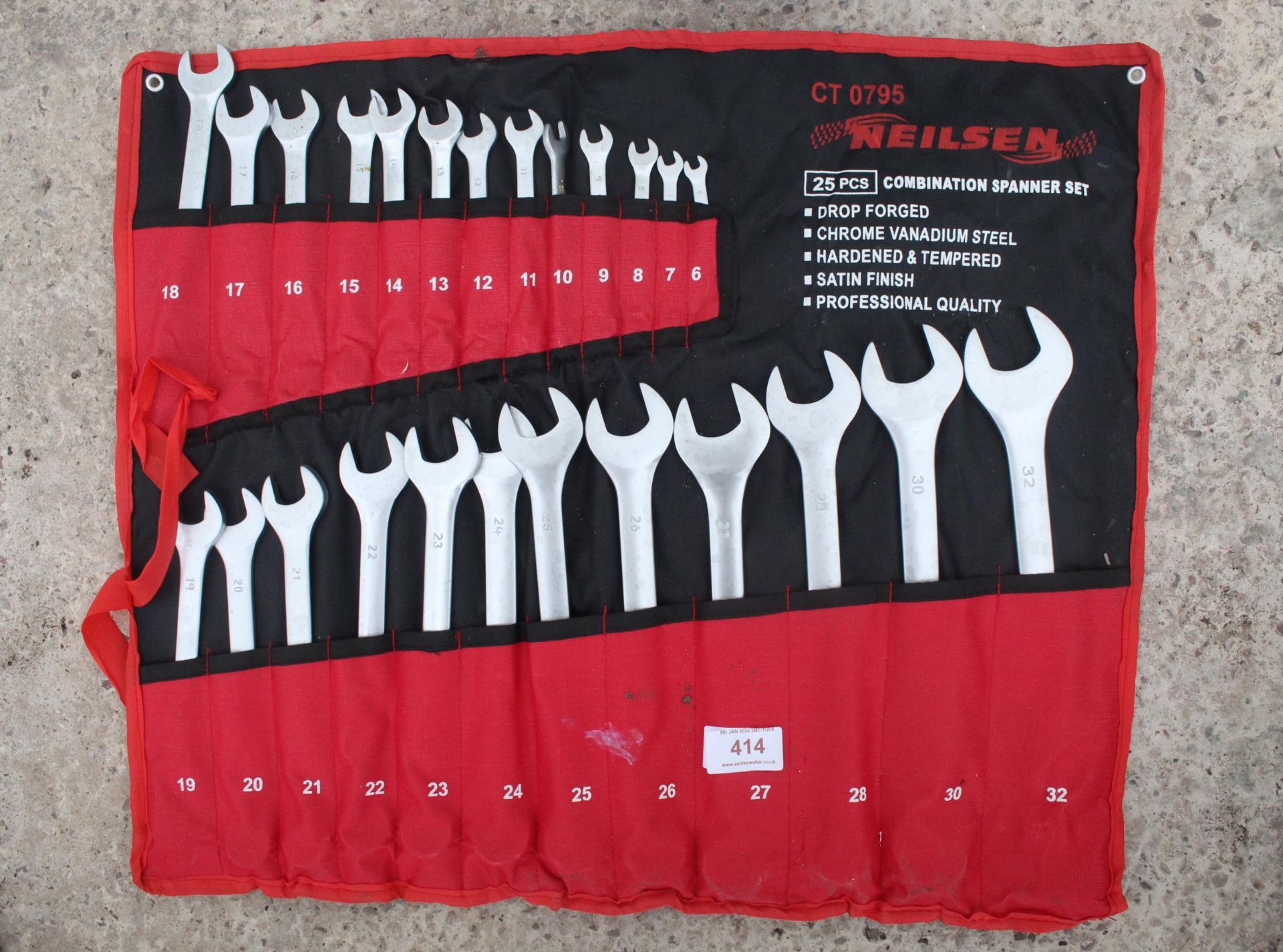 25 PIECE SPANNER SET + VAT