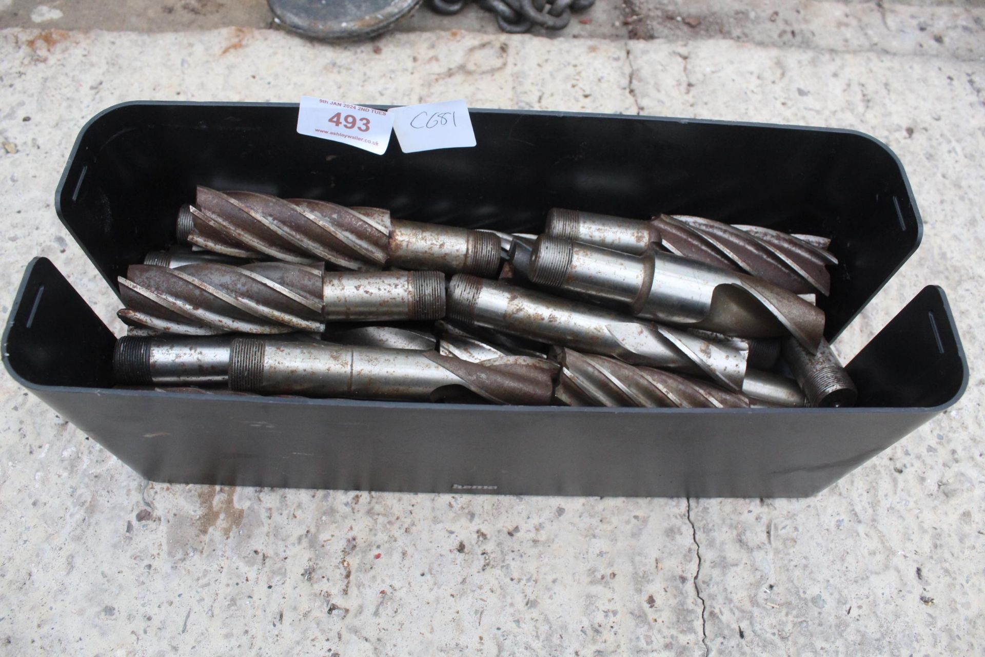 MILLING CUTTERS (BOX) NO VAT