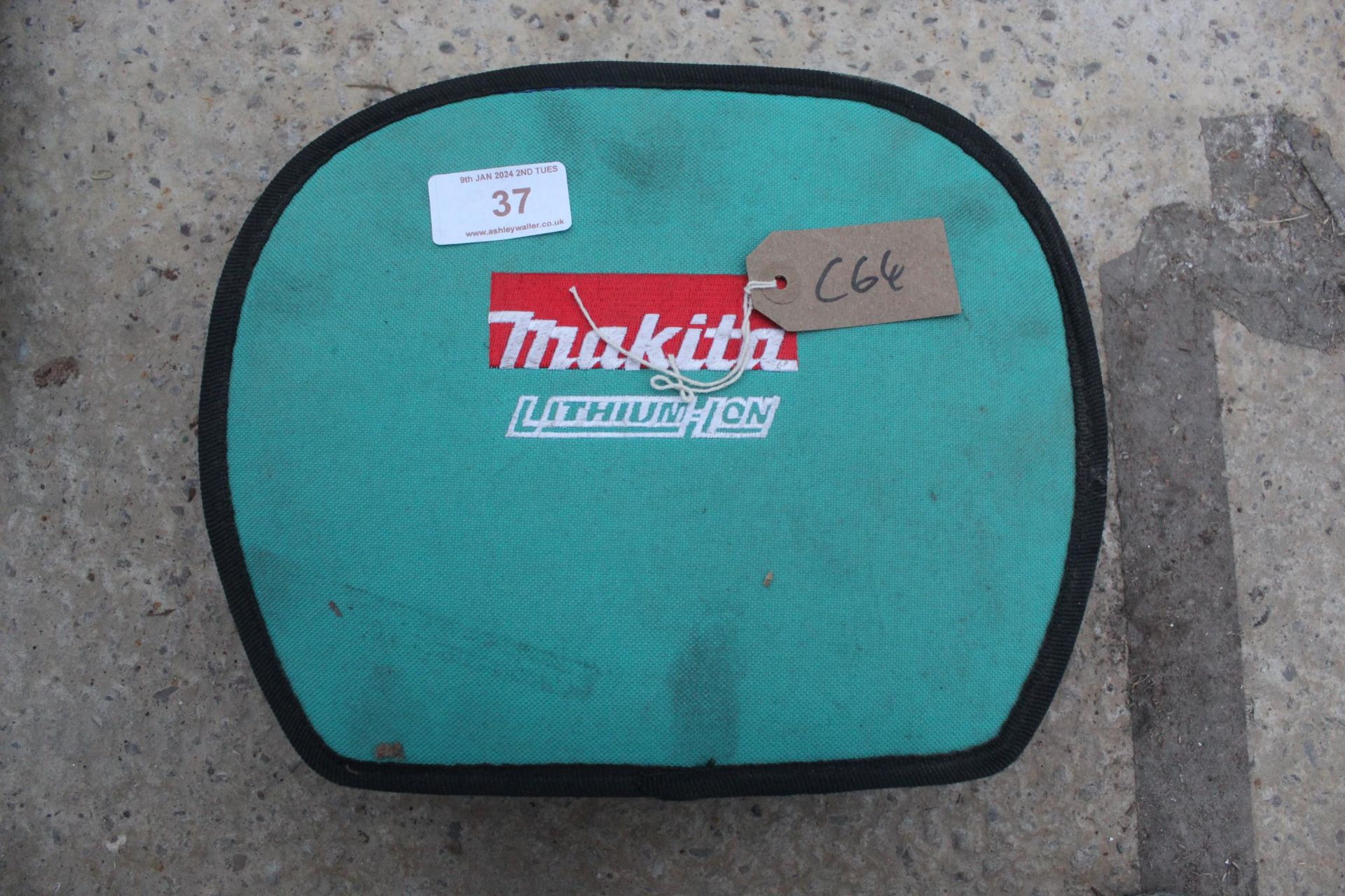 MAKITA SCREWDRIVER NO VAT - Image 3 of 3