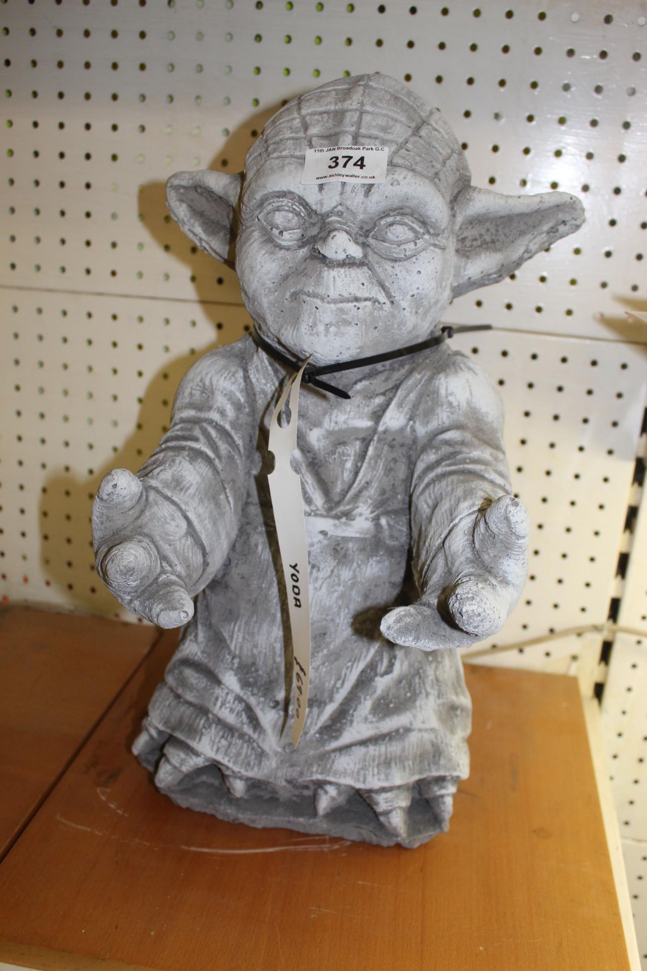 CONCRETE YODA + VAT