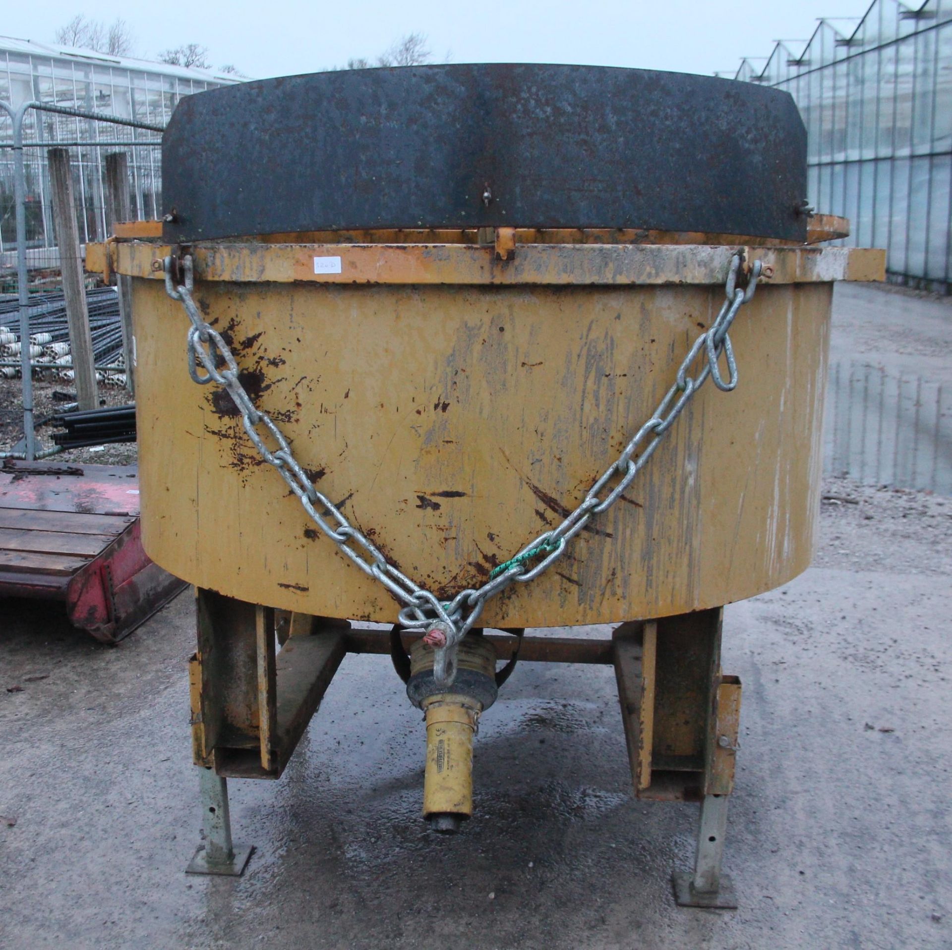 PTO DRIVEN PAN MIXER WITH PTO + VAT