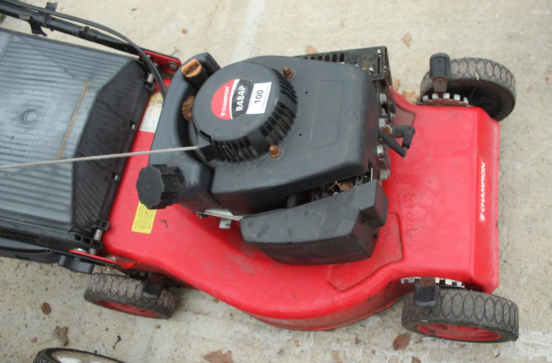 CHAMPION 18" PETROL LAWN MOWER AND BOX NO VAT - Image 2 of 2