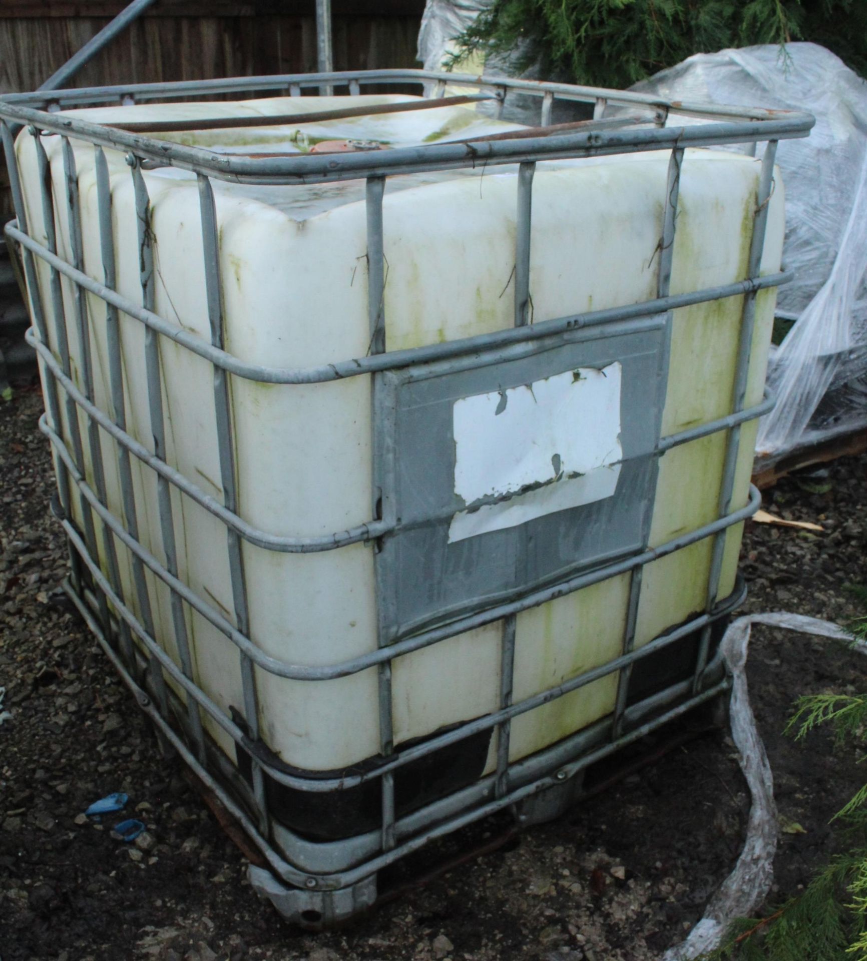 PALLET TANK + VAT