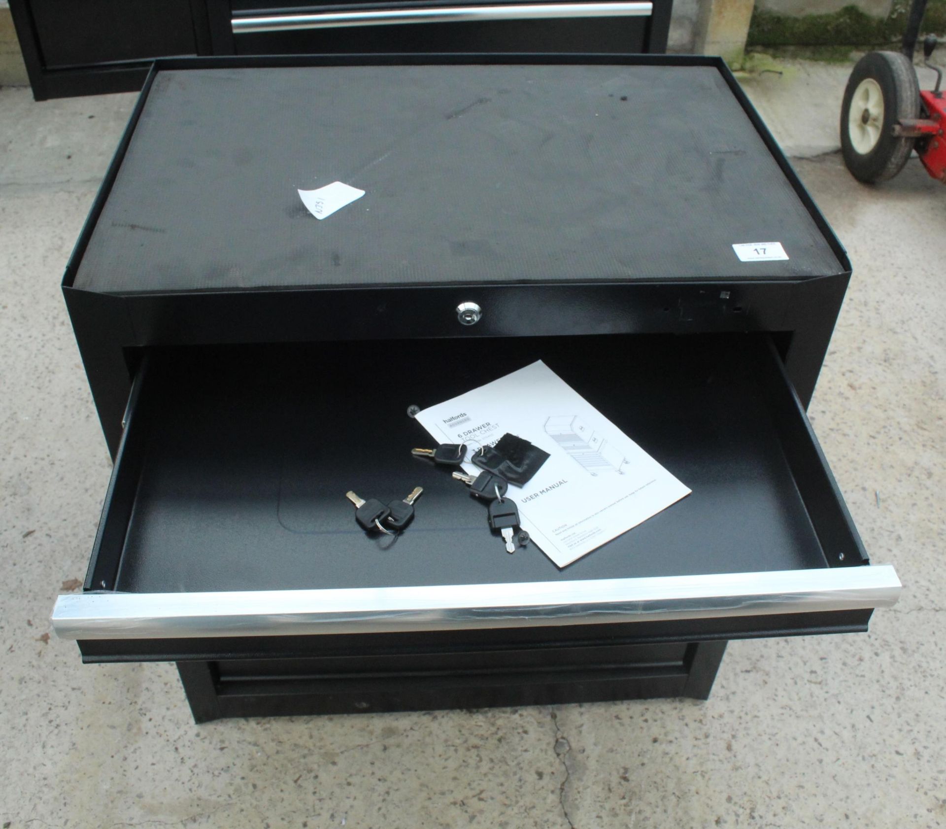 NEW HALFORDS ROLL CABINET (WHEELS IN BASE) + VAT - Image 2 of 4