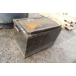 HEAVY DUTY TOOL BOX NO VAT