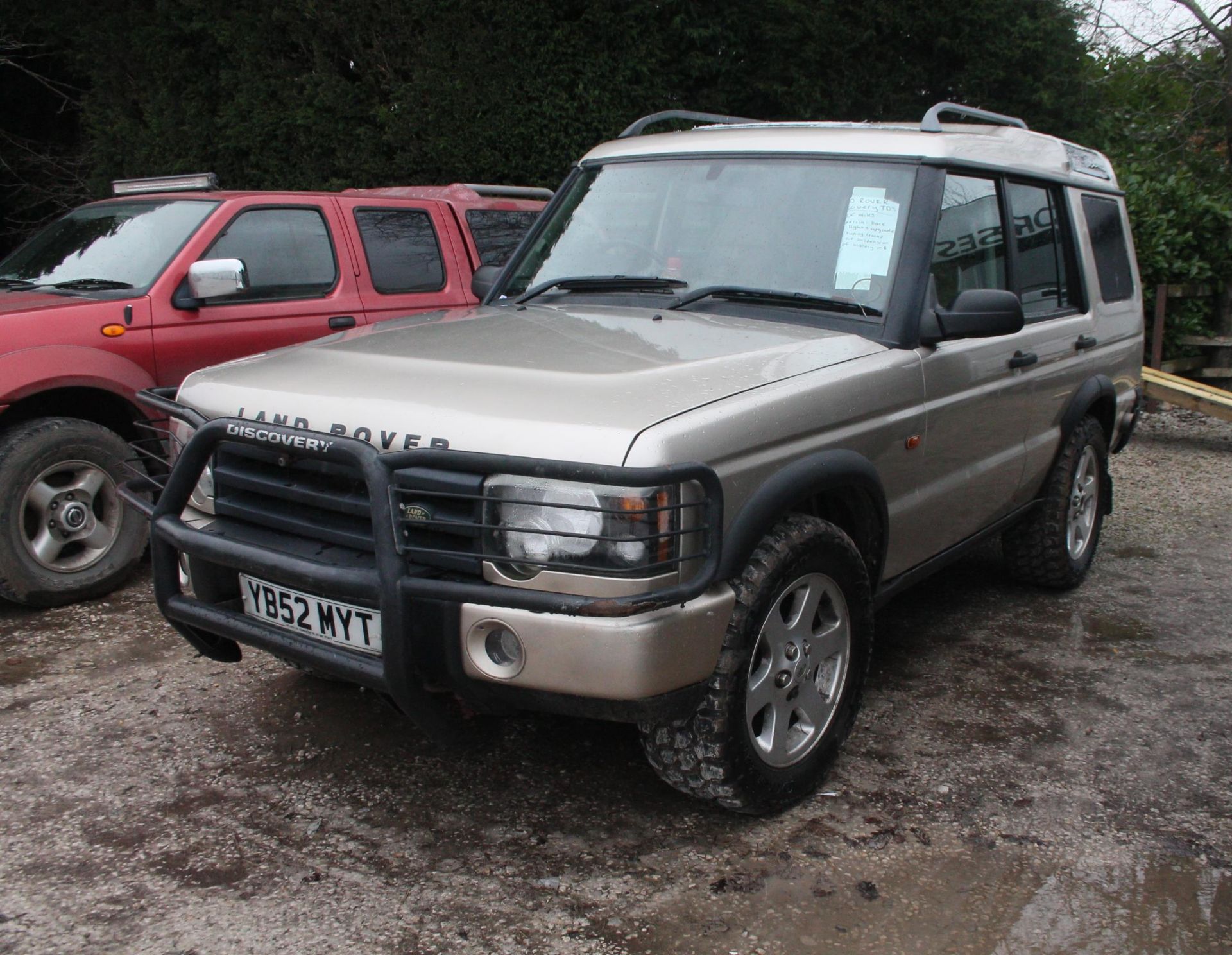 LAND ROVER DISCOVERY 2 YB52MYT MANUAL DIESEL APPROX 158000 MILES FIRST REG 2002 PART SERVICE HISTORY - Image 2 of 4