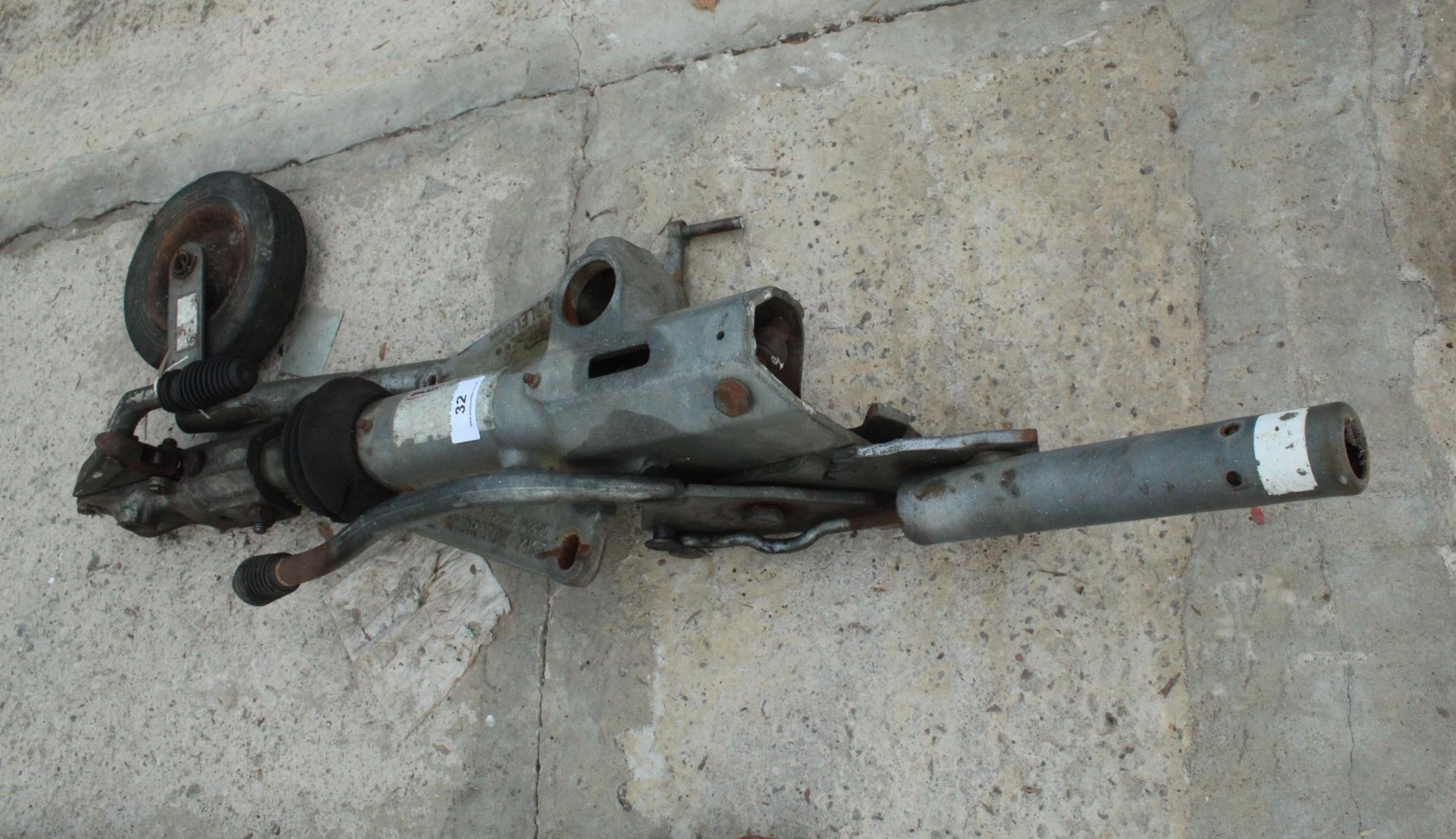 TRAILER HITCH AND JOCKEY WHEEL NO VAT - Image 2 of 2