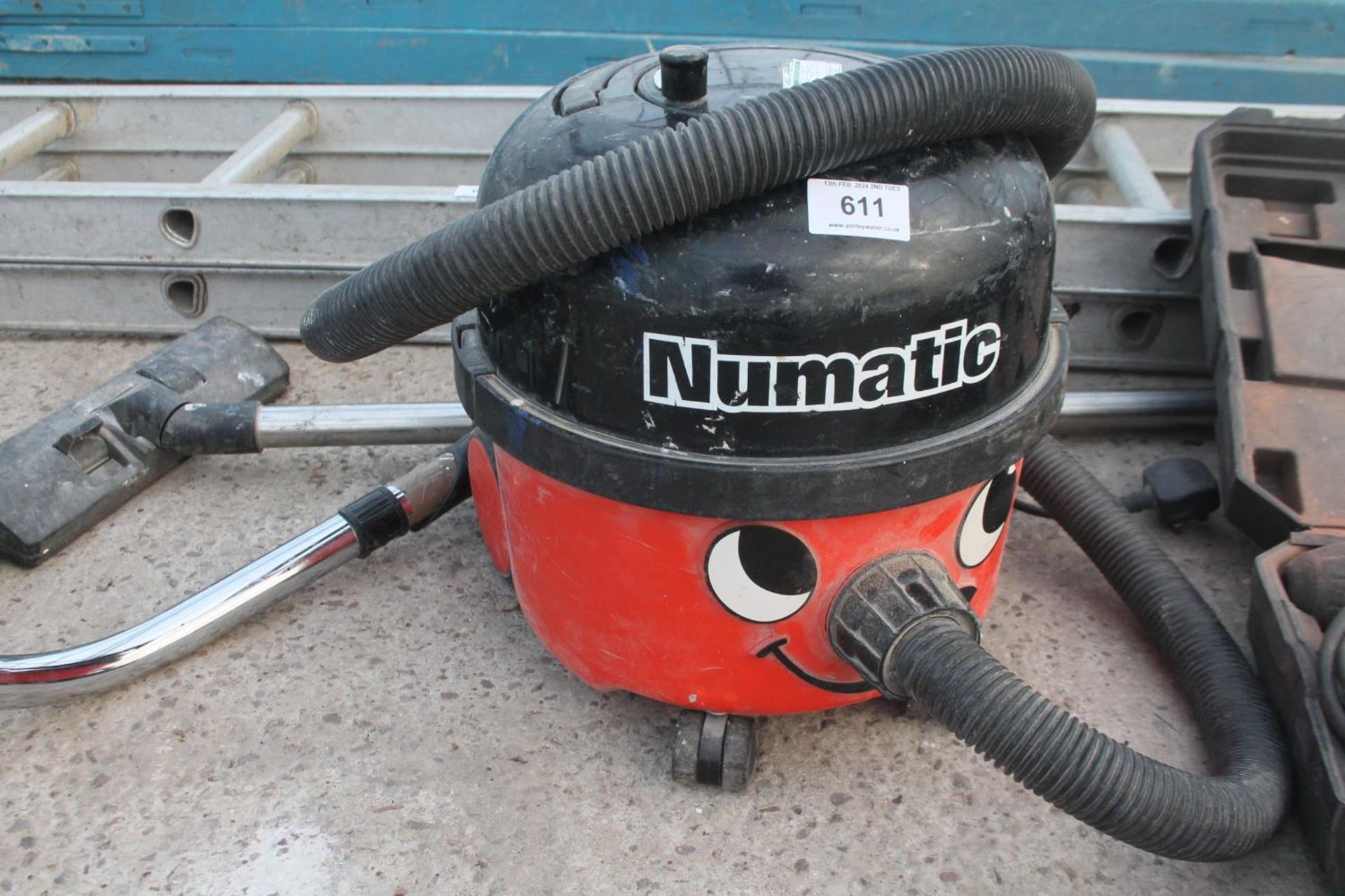 NUMATIL VACUUM IN WORKING ORDER NO VAT - Image 2 of 2