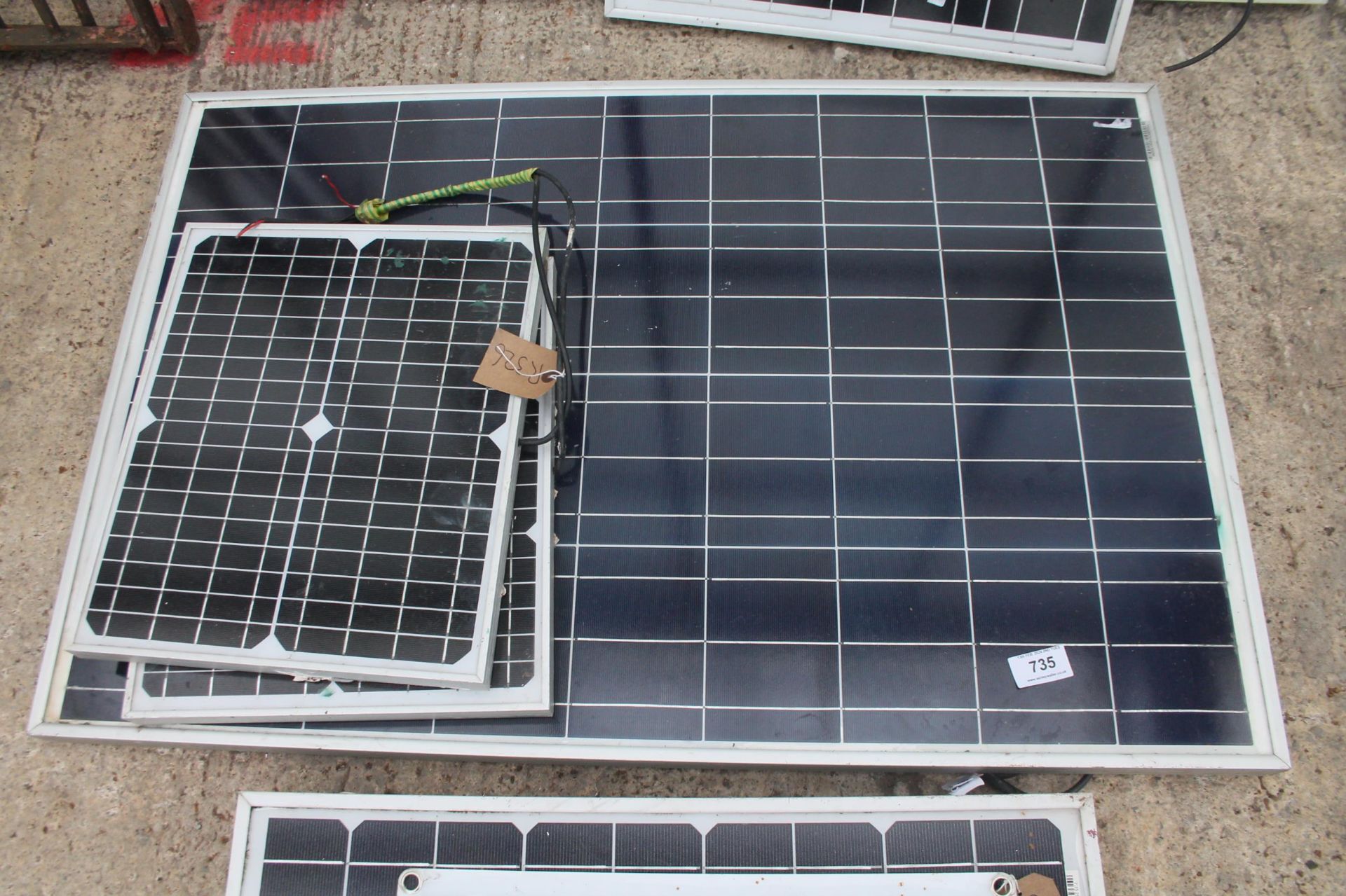 LARGE 80W SOLAR PANEL 91196 X 542 X 35MM, 2 20W PEAL PERFORMANCE SOLAR PANELS 405 X 340 X 25MM EACH, - Image 3 of 4