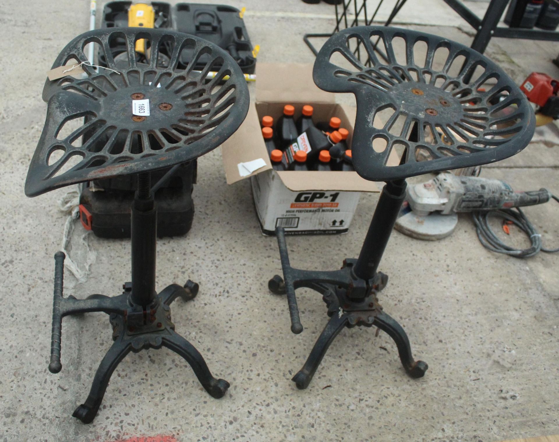 PAIR OF CAST IRON TRACTOR SEAT STALLS NO VAT - Image 2 of 2