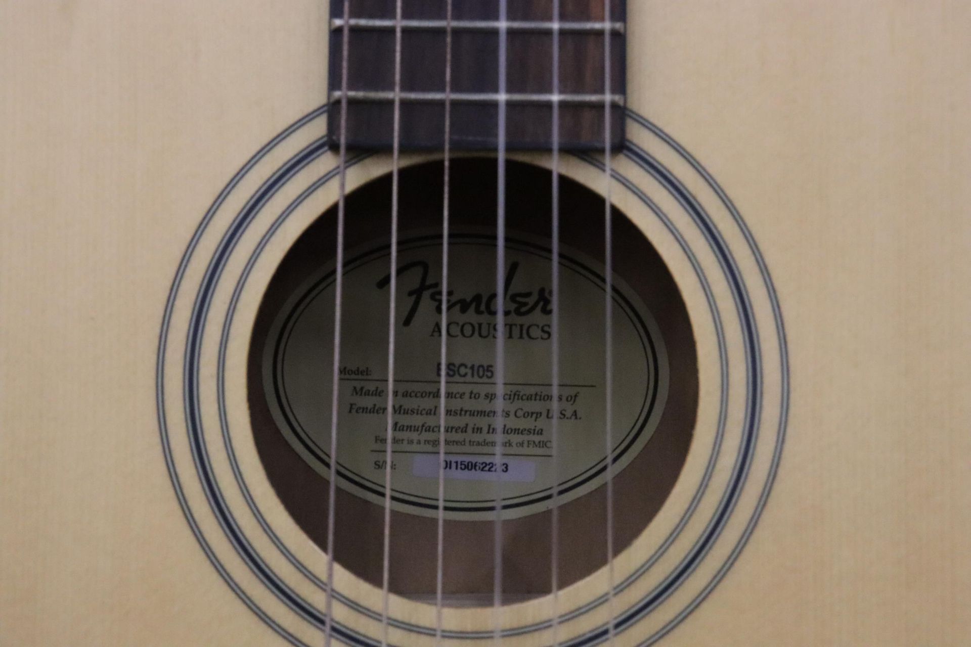A FENDER ACOUSTIC GUITAR WITH STAGG STAND AND CASE - Image 2 of 5