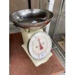 A SET OF RETYRO CREAM KITCHEN SCALES