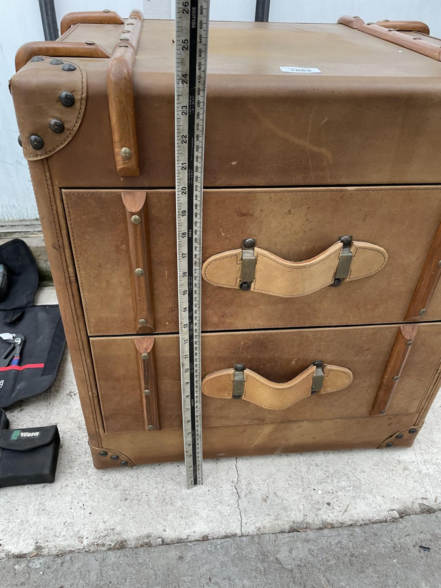 A CHEST OF TWO DRAWERS IN THE FORM OF A SUITCASE - Image 5 of 6