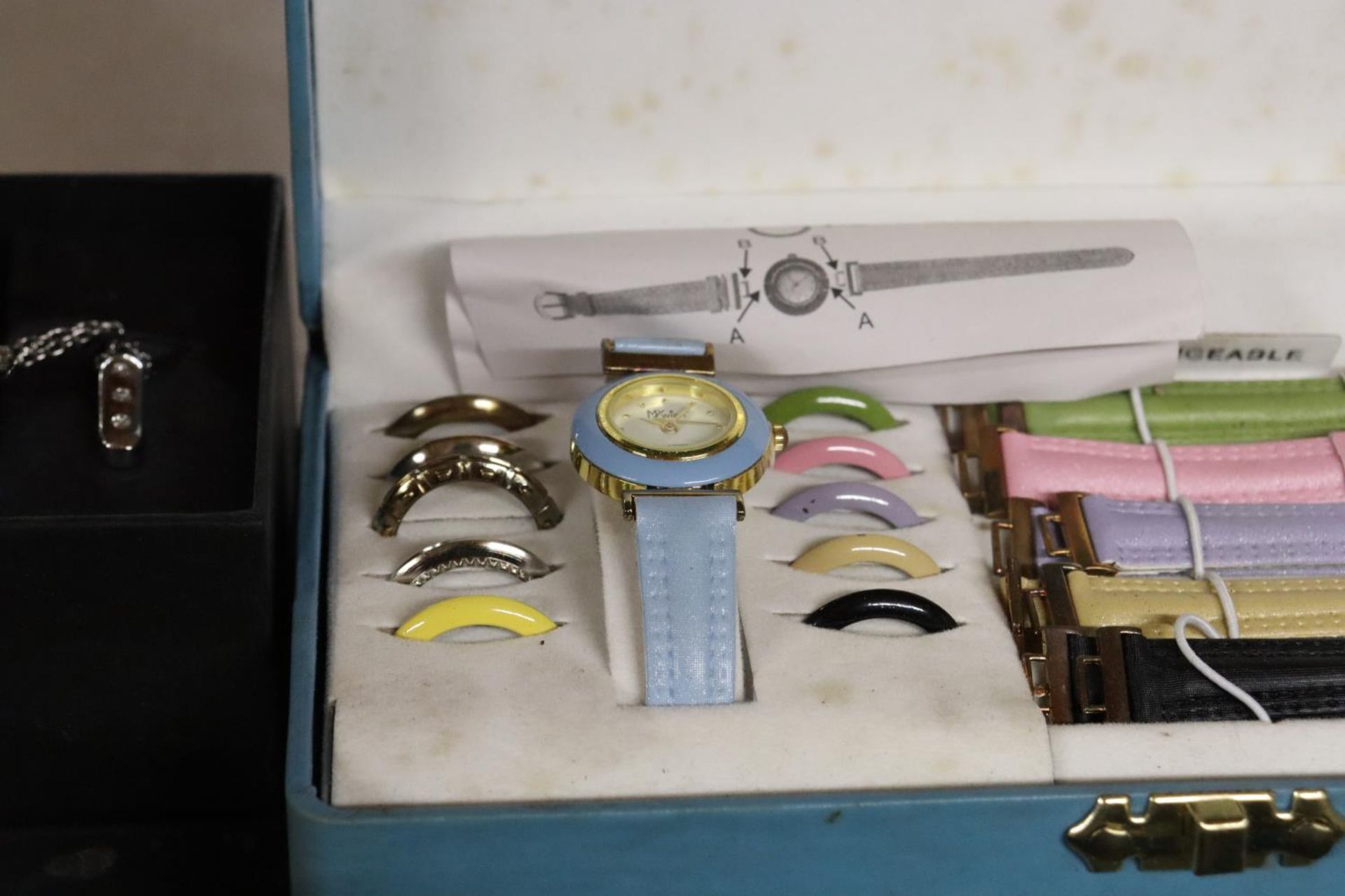 A LARGE QUANTITY OF WATCHES TO INCLUDE 'MY WISH', A WATCH WITH INTERCHANGEABLE FACES AND STRAPS, - Image 5 of 6
