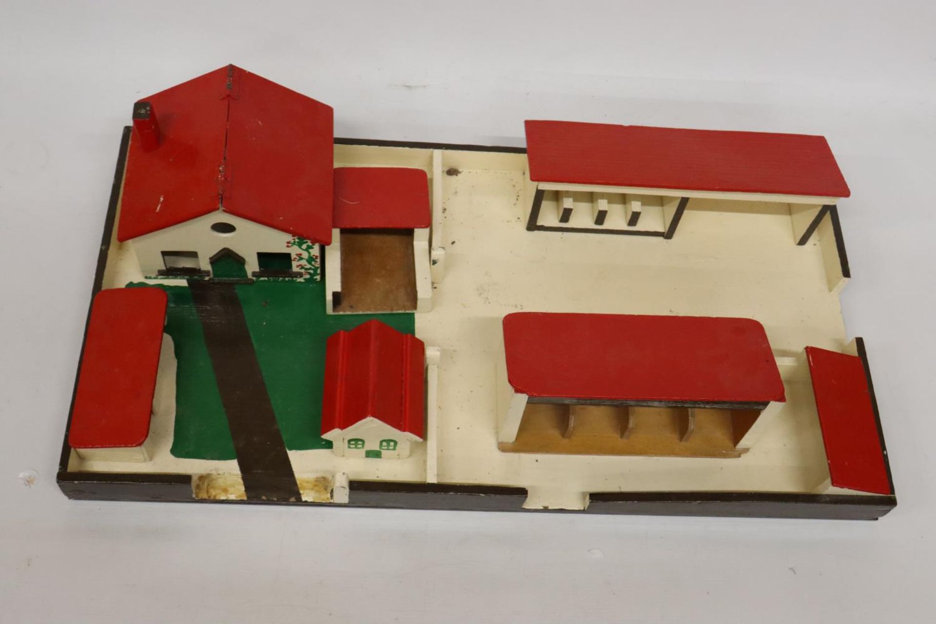 A 1950'S WOODEN FARMHOUSE, YARD, STABLES AND PADDOCK, 30 INCH X 16 INCH - Image 7 of 7