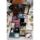 A QUANTITY OF COSTUME JEWELLERY, SOME BOXED TO INCLUDE A BRACELET WITH BEADS MARKED PANDORA,