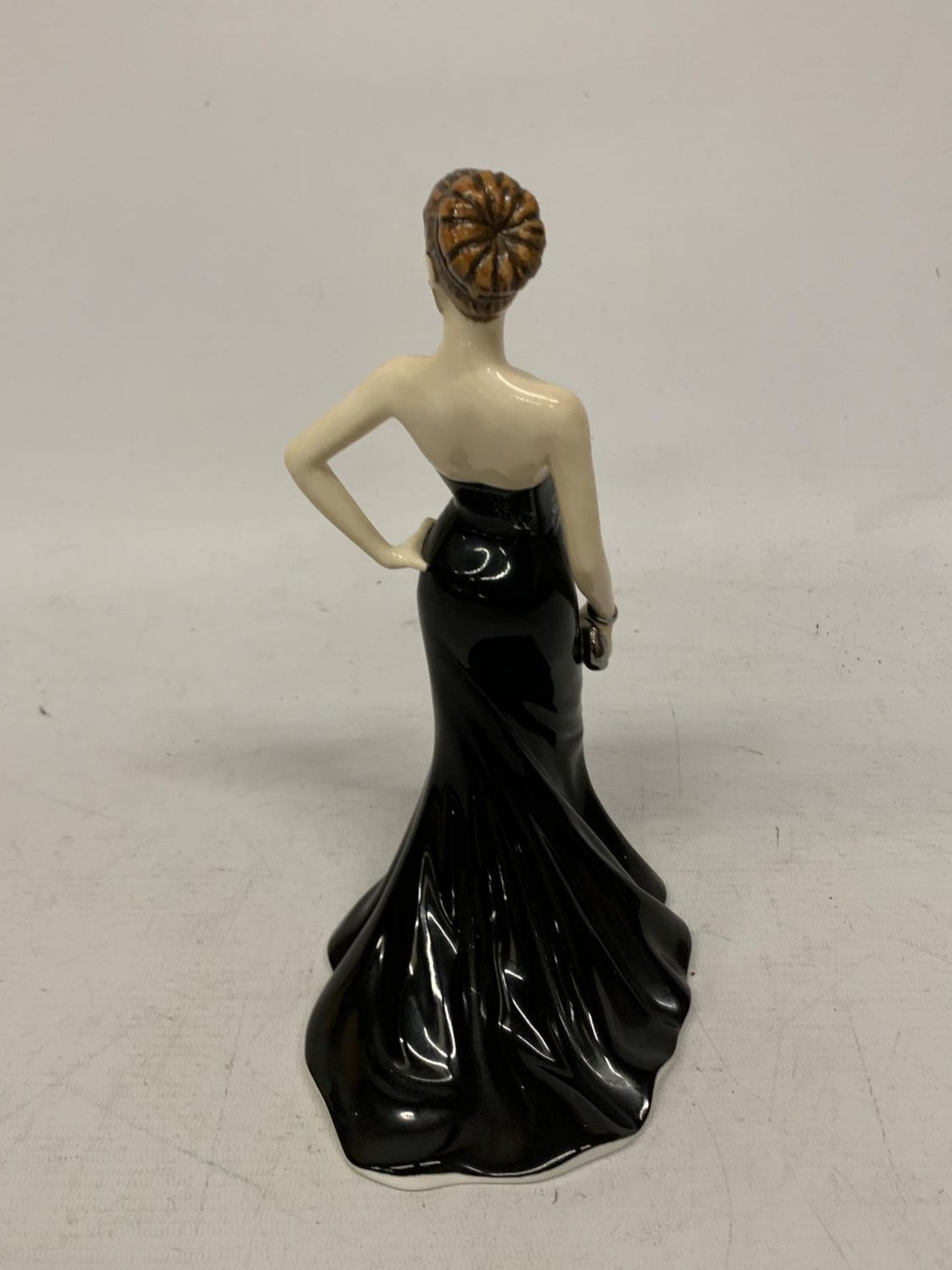 A ROYAL DOULTON FIGURE PRETTY LADIES JASMINE HN 5483 - Image 2 of 3