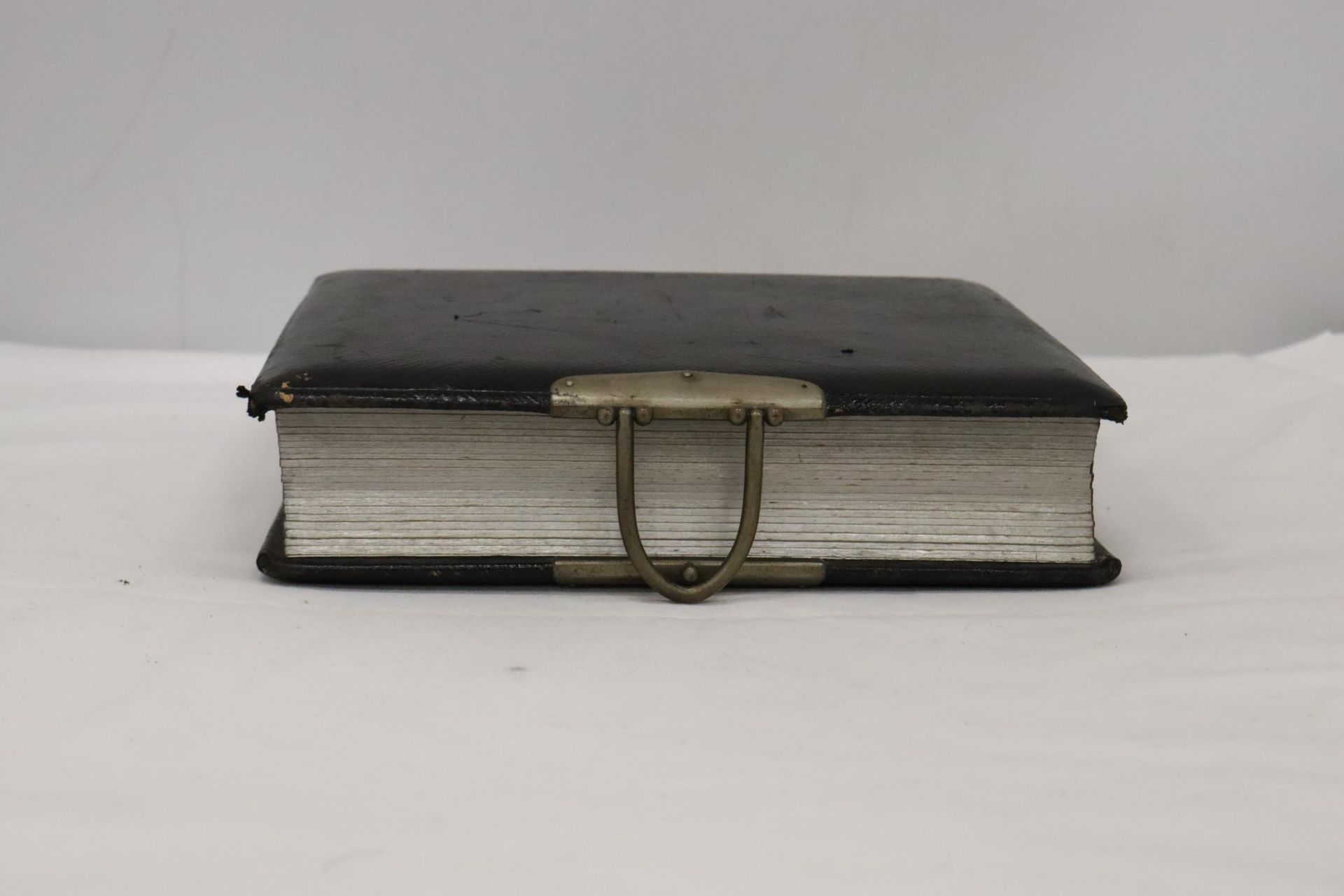 A VICTORIAN LEATHER BOUND PHOTO ALBUM WITH A WHITE METAL SHIELD SHAPED CARTOUCHE TO THE FRONT COVER - Image 5 of 6