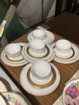 A QUANTITY OF SPODE 'OPERA' SOUP BOWLS AND PLATES